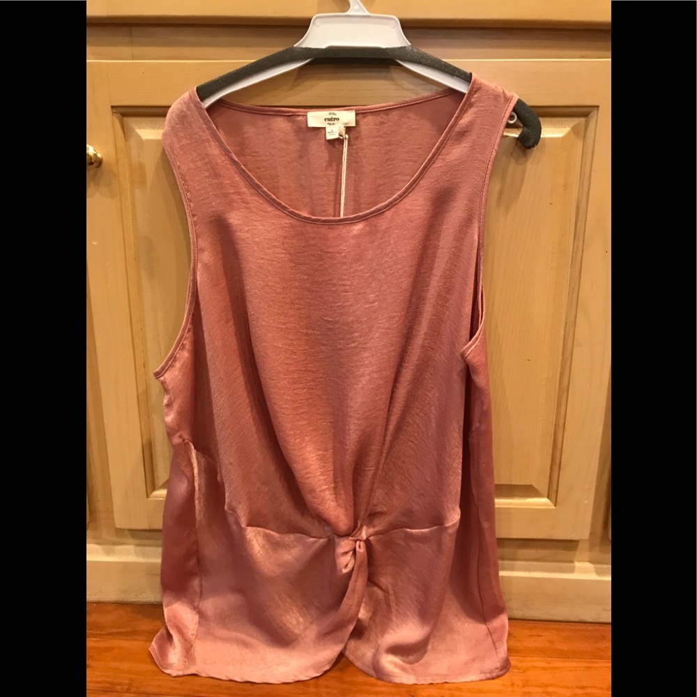 Entro pink top with knot faux front NWT